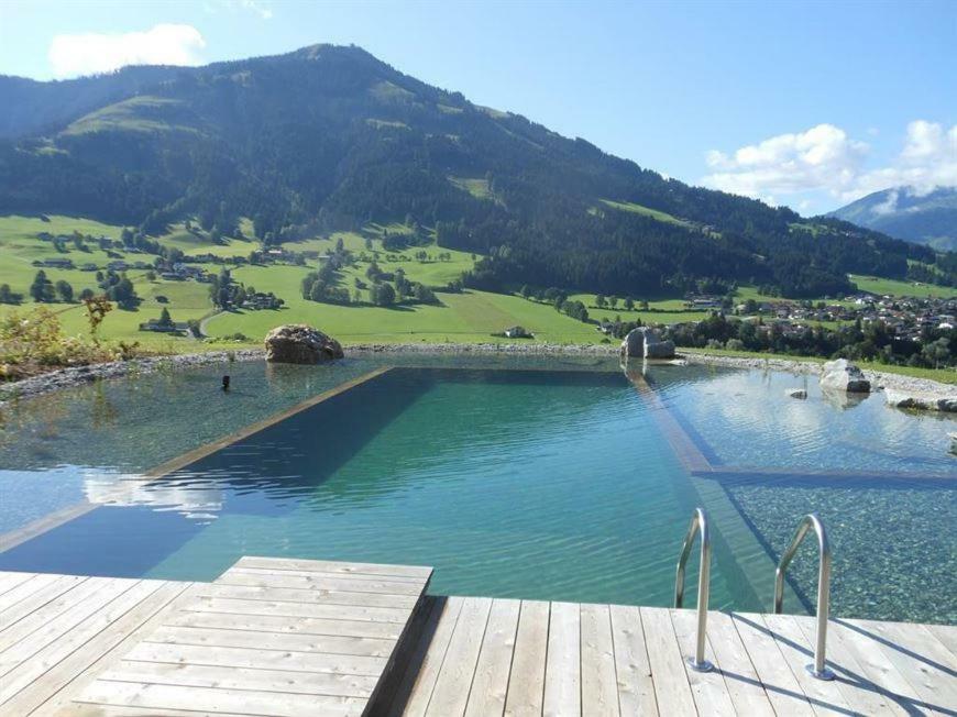Haus Waldhof Apartment Brixen im Thale Exterior foto
