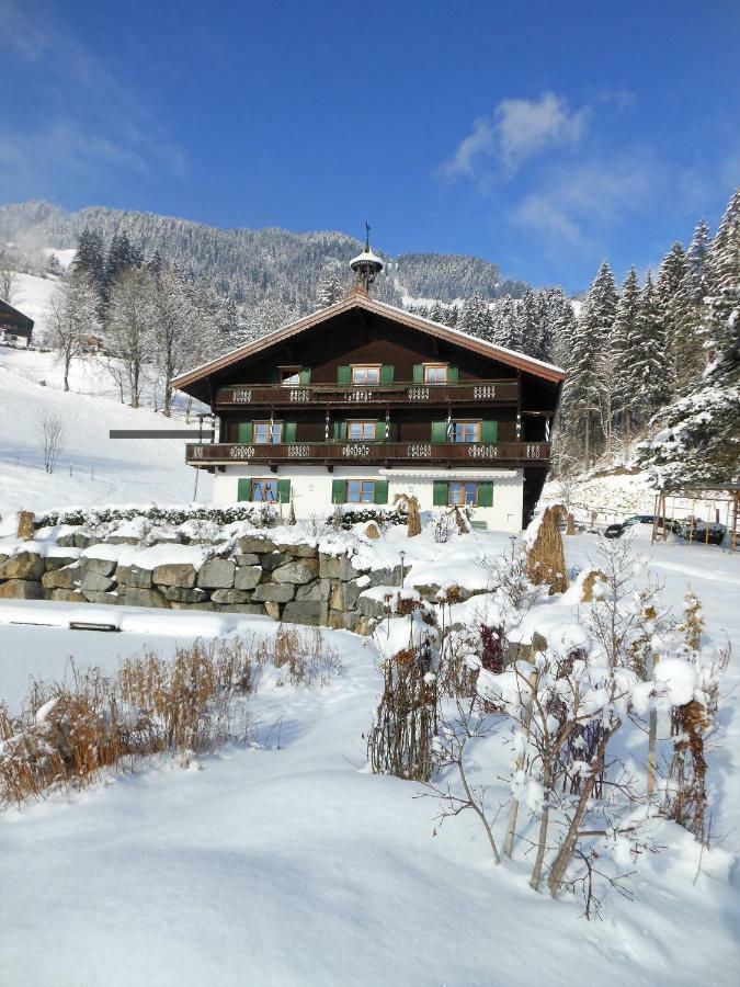 Haus Waldhof Apartment Brixen im Thale Exterior foto